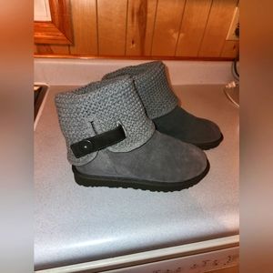 NWB Ugg Shaina Sweater Cuff Bootie